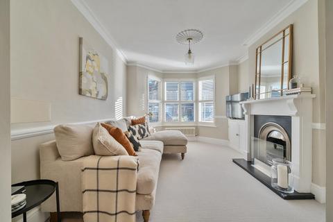 64 Albany Road, Chislehurst, BR7 6BQ