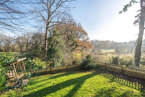 7 Roundwood, Chislehurst, BR7 5RQ