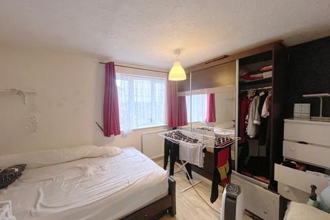 undefined, Danbury Crescent, South Ockendon RM15