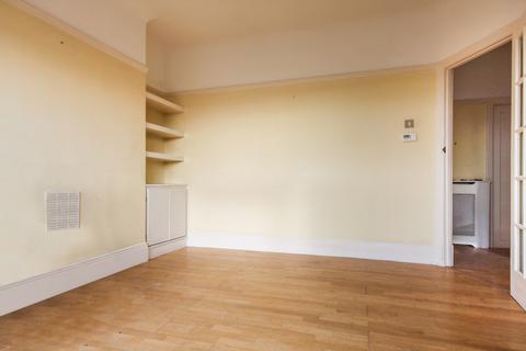 2 bedroom flat to rent, Sherriff Road, West Hampstead, London, NW6