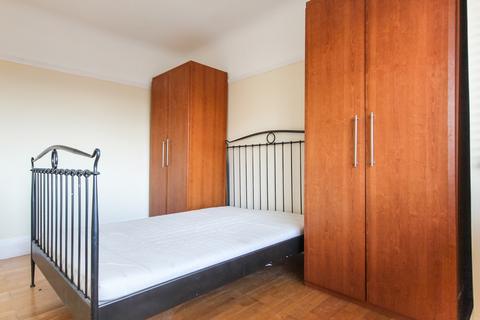 2 bedroom flat to rent, Sherriff Road, West Hampstead, London, NW6