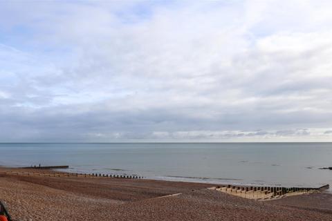 3 bedroom maisonette to rent, Marina, St. Leonards-On-Sea