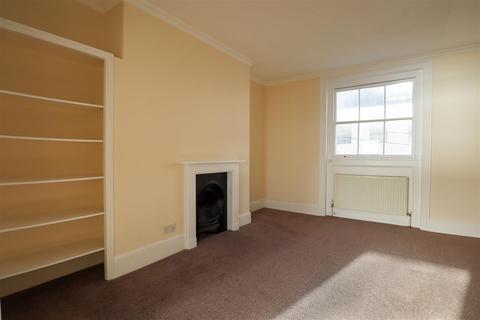 3 bedroom maisonette to rent, Marina, St. Leonards-On-Sea