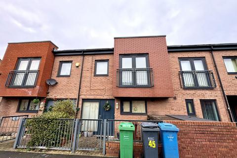 3 bedroom terraced house for sale, Silverlace Avenue, Manchester, Greater Manchester, M11 1JE