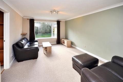 2 bedroom flat to rent, 4 Stanton Walk, Warwick