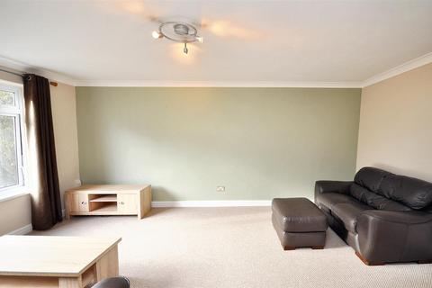 2 bedroom flat to rent, 4 Stanton Walk, Warwick