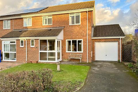 3 bedroom semi-detached house for sale, Mallow Close, Christchurch BH23