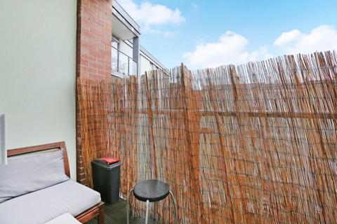 1 bedroom flat for sale, Rye Lane, London