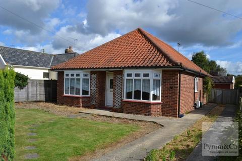 3 bedroom chalet to rent, Lonsdale Road, Norwich NR13