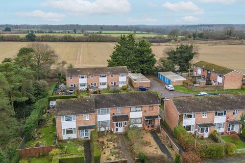 3 bedroom terraced house for sale, Pond Close, Overton, Basingstoke, RG25 3LZ