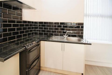 1 bedroom terraced house to rent, Allerton Road, Bradford BD8