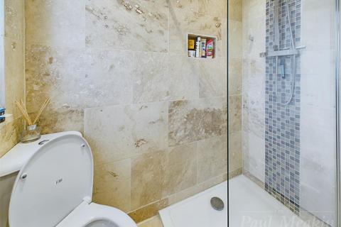 178a Addington Road, South Croydon, CR2 8LB