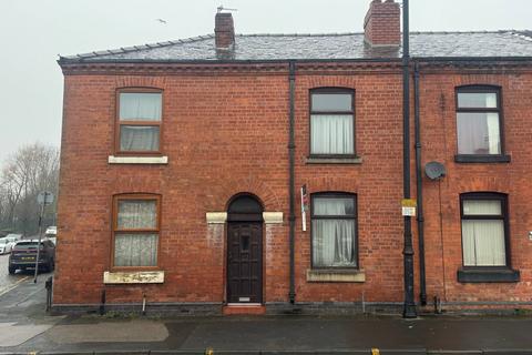 2 bedroom end of terrace house for sale, Darlington Street East, Wigan, WN1