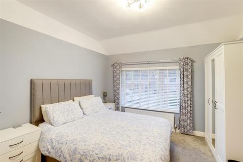 8 Windmill Grove, Hucknall, Nottingham, NG15 7GJ