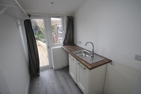 2 bedroom terraced house for sale, Bletchley, Milton Keynes MK2