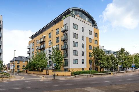 2 bedroom apartment for sale, Queensgate, Lord Street, Hertfordshire WD17