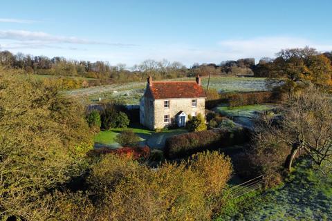 2 bedroom detached house to rent, Upton, East Knoyle, Salisbury, Wiltshire, SP3