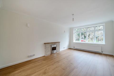 undefined, Deacon Close, Cobham, Surrey, KT11