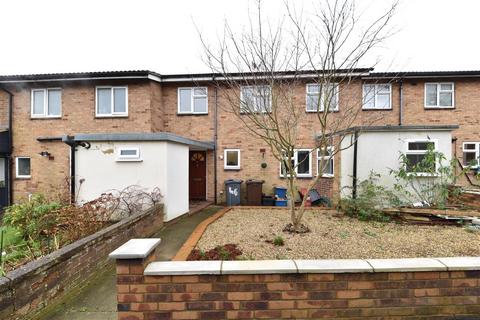 4 bedroom terraced house to rent, Mandeville, Stevenage