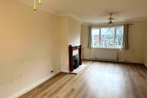 3 bedroom house to rent, Parkville Avenue, Birmingham B17