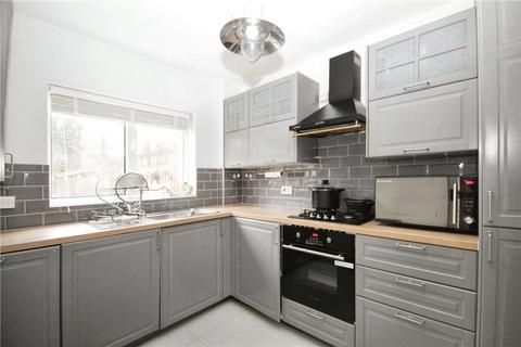 2 bedroom terraced house to rent, Swain Road, Thornton Heath, CR7