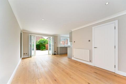 3 bedroom house to rent, Surrey Wharf, Arundel