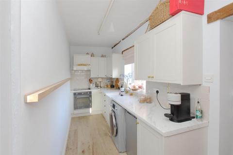 2 bedroom end of terrace house for sale, Dixons Lane, Broughton, Stockbridge