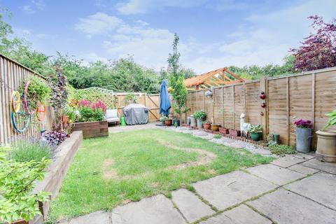 4 bedroom terraced house for sale, Hebden Close, Swindon, SN25