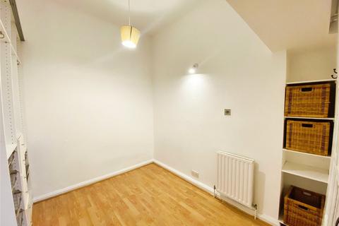 1 bedroom flat to rent, Egmont Road, Surrey SM2