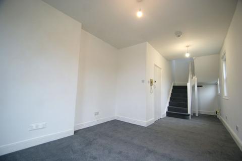 Studio to rent, 2-8 Godwin Road, Cliftonville, CT9