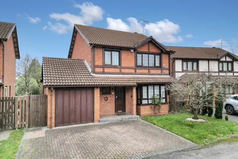 4 bedroom detached house for sale, Mohawk Way, Woodley