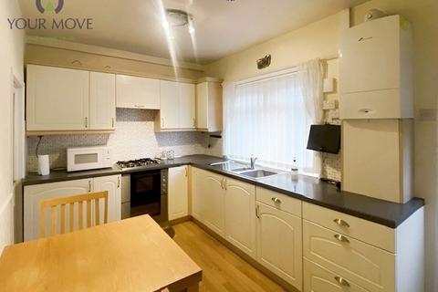 2 bedroom end of terrace house for sale, Moorlands Avenue, Keighley BD22