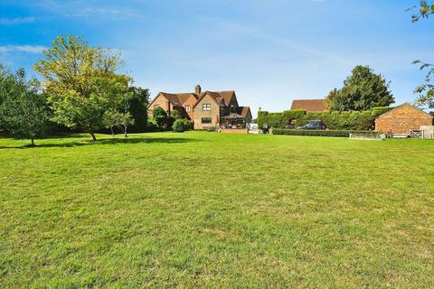 undefined, Cottage Holdings, Hull HU6