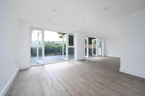 4 bedroom house for sale, Highbank, Brighton