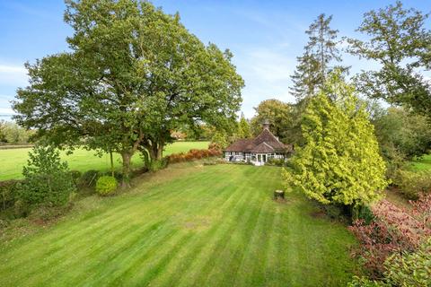 4 bedroom detached house for sale, Meath Green Lane, Horley RH6