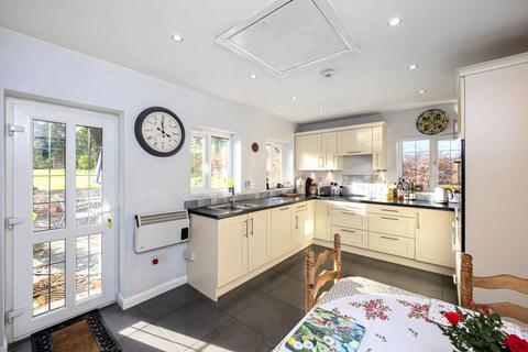 4 bedroom detached house for sale, Meath Green Lane, Horley RH6