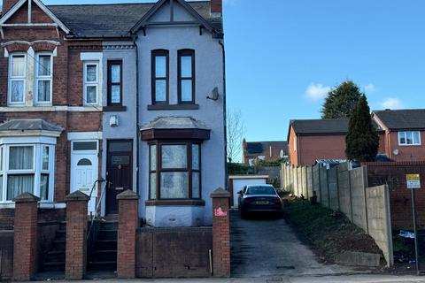 2 bedroom semi-detached house to rent, Bloxwich Road, Walsall, West Midlands