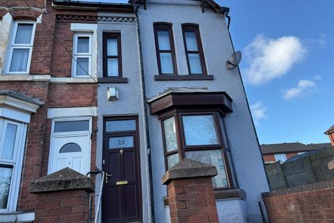 2 bedroom semi-detached house to rent, Bloxwich Road, Walsall, West Midlands