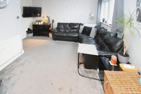 2 bedroom apartment for sale, Hollings Court, Bingley BD16