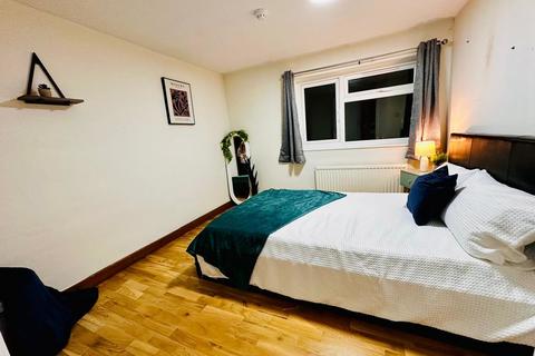 1 bedroom property to rent, Myrtle Close, West Drayton