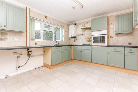 3 bedroom end of terrace house for sale, Dalkeith Road, Wellingborough NN8