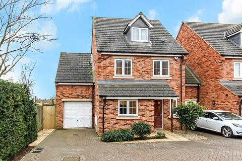 4 bedroom link detached house for sale, Harrowden Gardens, Wellingborough NN8