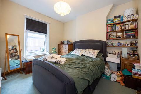 3 Arnside Grove, Sale, M33 6HH