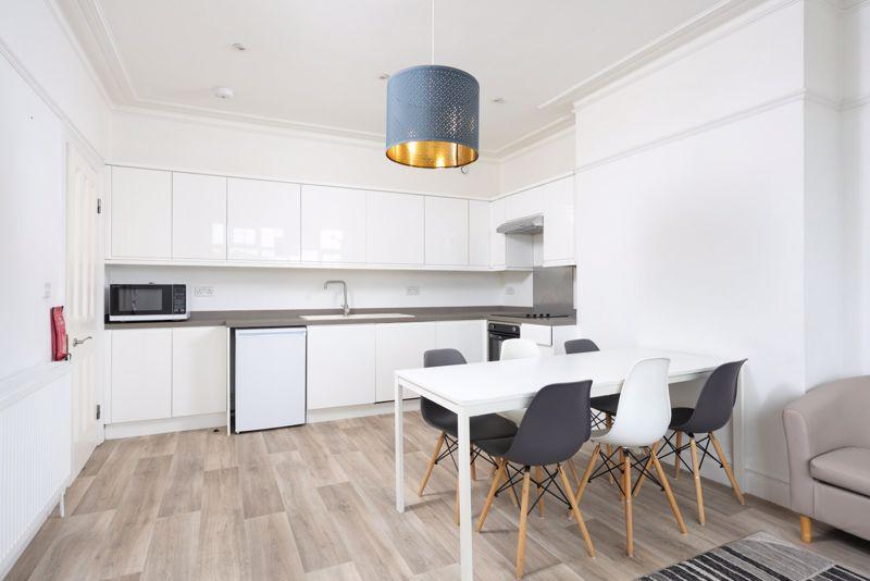 Kitchen/Dining Area