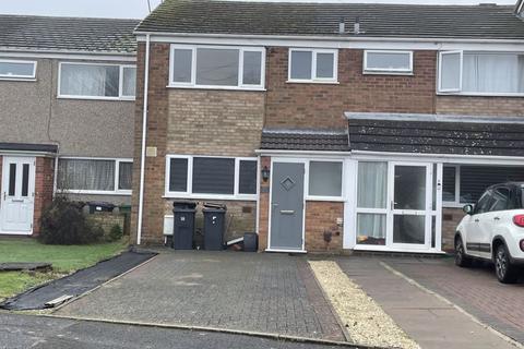 3 bedroom terraced house to rent, Hilton Avenue, Nuneaton