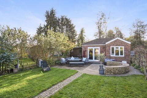 4 bedroom semi-detached house for sale, Hillview Gardens, Harrow