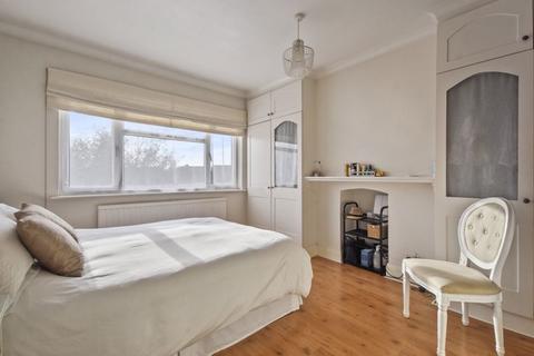 4 bedroom semi-detached house for sale, Hillview Gardens, Harrow