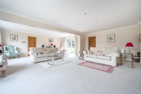 4 bedroom detached house for sale, Well Meadow, Shaw, Newbury, Berkshire, RG14