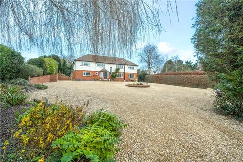 4 bedroom detached house for sale, Well Meadow, Shaw, Newbury, Berkshire, RG14