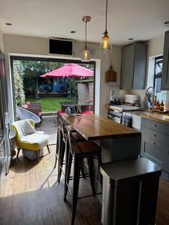 42 Walton Drive, Harrow, HA1 4XA